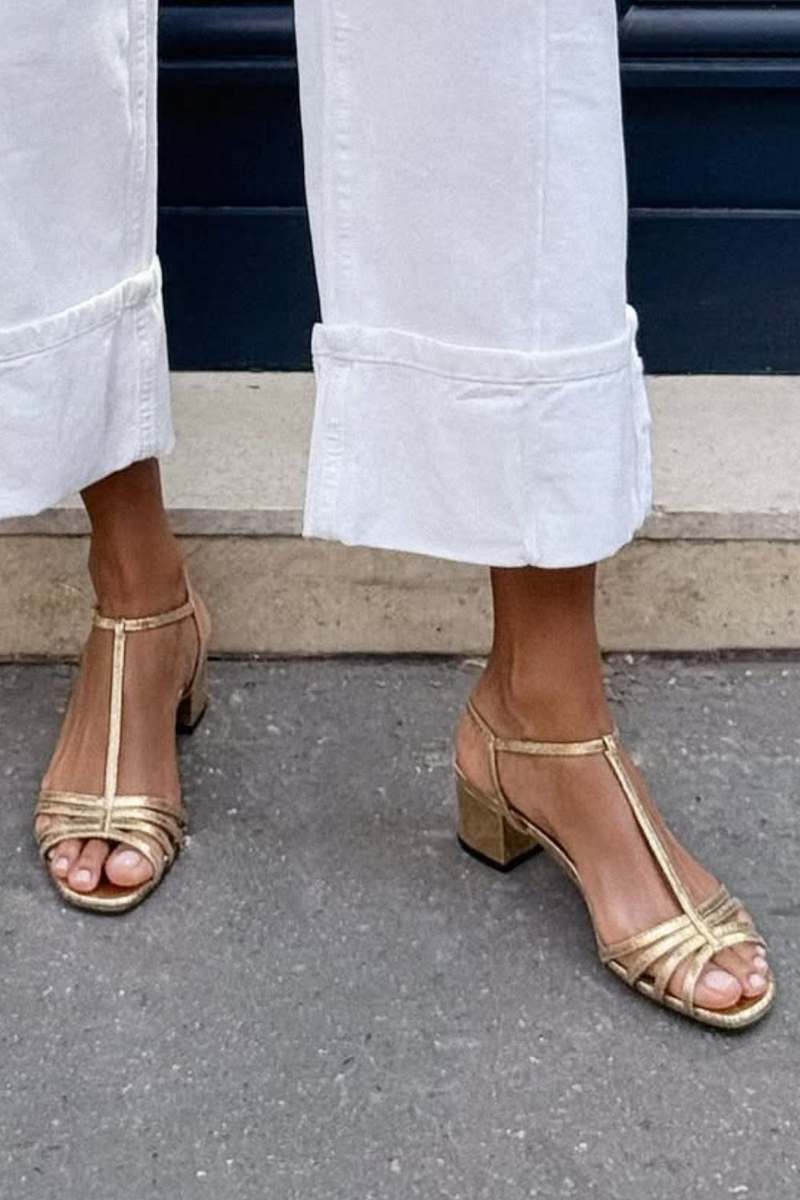 Sandales Dorées Élégance Quotidienne | Maison Claire et Sylvie