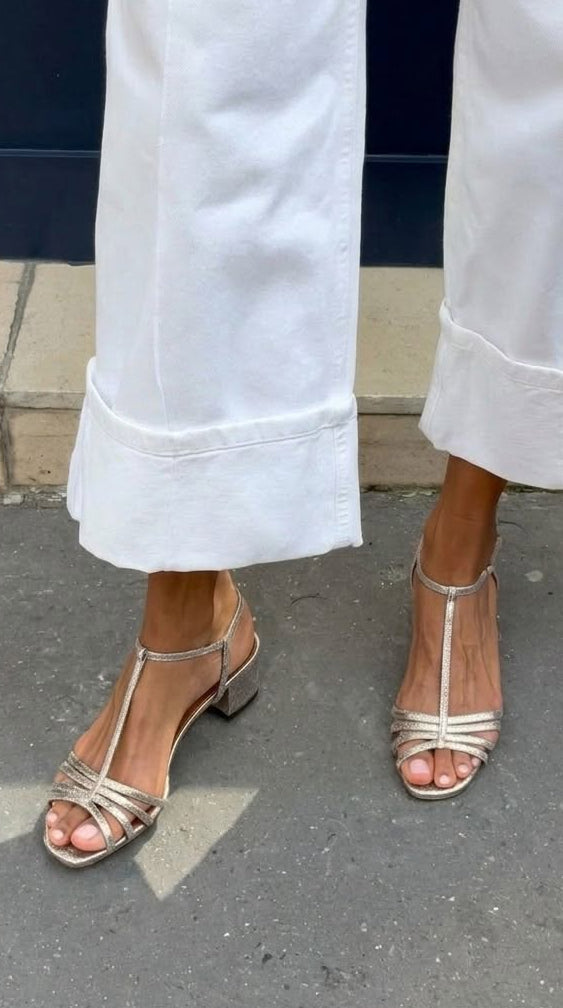 Sandales Dorées Élégance Quotidienne | Maison Claire et Sylvie